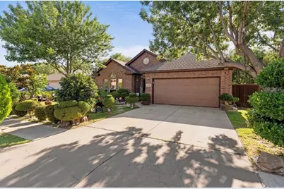 1025 Pearson Street, Irving, TX 75061 - Photo 1