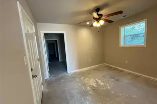 4210 Rhea, Granbury, TX 76049 - Photo 3