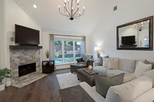 4308 Echo Bluff Dr, Plano, TX 75024 - Photo 3