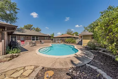 5500 Meadow Oak Street, North Richland Hills, TX 76180 - Photo 35