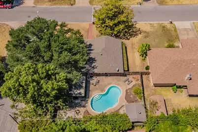 5500 Meadow Oak Street, North Richland Hills, TX 76180 - Photo 37