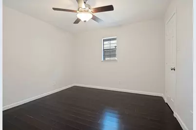 803 Hollywood Avenue, Dallas, TX 75208 - Photo 19