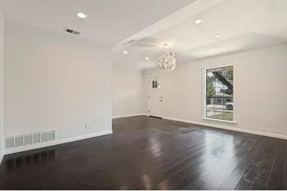 803 Hollywood Avenue, Dallas, TX 75208 - Photo 25