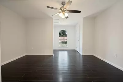 803 Hollywood Avenue, Dallas, TX 75208 - Photo 13