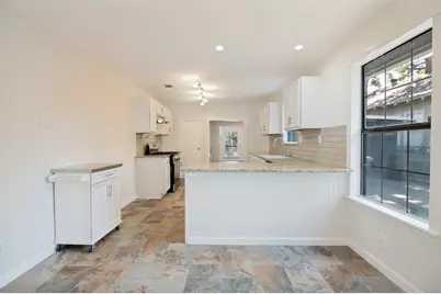 803 Hollywood Avenue, Dallas, TX 75208 - Photo 15