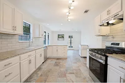 803 Hollywood Avenue, Dallas, TX 75208 - Photo 9