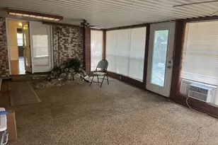 705 4th, Clarksville, TX 75426 - Photo 23