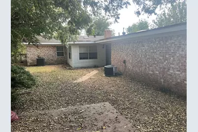 705 4th, Clarksville, TX 75426 - Photo 3