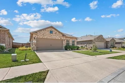 160 Tanager Drive, Rhome, TX 76078 - Photo 3