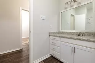 5700 Pershing Ave, Fort Worth, TX 76107 - Photo 21