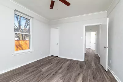 5700 Pershing Avenue, Fort Worth, TX 76107 - Photo 17