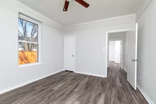 5700 Pershing Ave, Fort Worth, TX 76107 - Photo 17