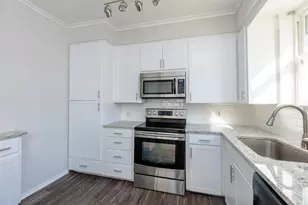 5700 Pershing Ave, Fort Worth, TX 76107 - Photo 13