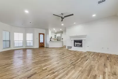 4210 Prescott #C, Dallas, TX 75219 - Photo 3