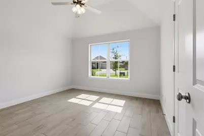 816 Haley Street, Springtown, TX 76082 - Photo 31