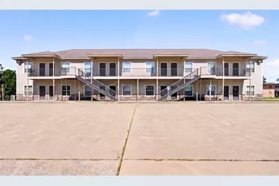 403 Nacogdoches Street, Center, TX 75935 - Photo 5
