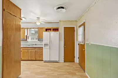 512 Brown Trail Court, Hurst, TX 76053 - Photo 15