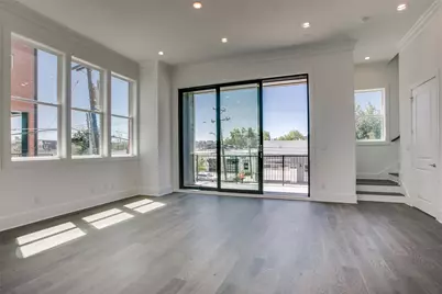 207 Carroll Street, Fort Worth, TX 76107 - Photo 5