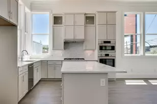 207 Carroll St, Fort Worth, TX 76107 - Photo 3