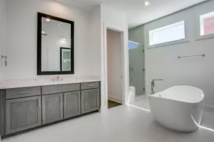 207 Carroll St, Fort Worth, TX 76107 - Photo 9
