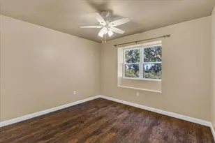 114 Harbor Dr, Runaway Bay, TX 76426 - Photo 25