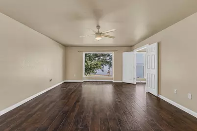 114 Harbor Drive #219, Runaway Bay, TX 76426 - Photo 5
