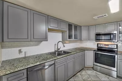 114 Harbor Drive #219, Runaway Bay, TX 76426 - Photo 17