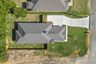 111 Water Crest Ln, Glenn Heights, TX 75154 - Photo 23
