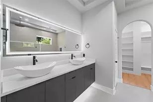 5719 Bon Air Dr, Dallas, TX 75241 - Photo 17