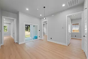 5719 Bon Air Dr, Dallas, TX 75241 - Photo 15
