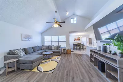 562 Stringfellow Drive, Coppell, TX 75019 - Photo 3