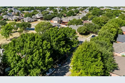 10209 Forrest Drive, Frisco, TX 75035 - Photo 5