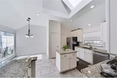 10209 Forrest Drive, Frisco, TX 75035 - Photo 11