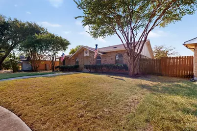 3310 Magnolia Court, Rowlett, TX 75089 - Photo 3