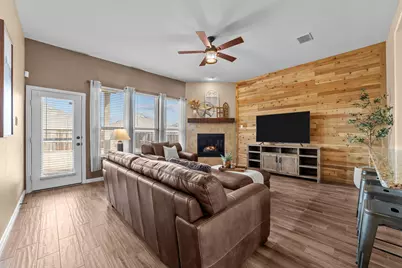 910 Blackhawk Drive, Princeton, TX 75407 - Photo 11