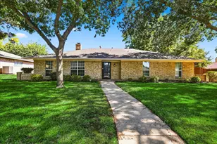 1407 Glenhill Ln, Lewisville, TX 75077 - Photo 1