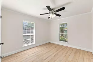 1407 Glenhill Ln, Lewisville, TX 75077 - Photo 23