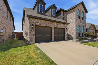 9020 Horse Herd Drive, Fort Worth, TX 76123 - Photo 3