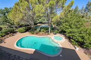 702 Pintail Ct, Granbury, TX 76049 - Photo 17