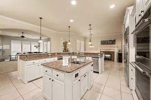 533 Round Hollow Ln, Southlake, TX 76092 - Photo 9