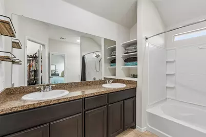 9213 Hill Topper Trail, Fort Worth, TX 76131 - Photo 15