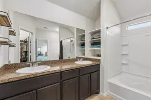 9213 Hill Topper Trl, Fort Worth, TX 76131 - Photo 15