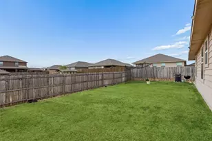 9213 Hill Topper Trl, Fort Worth, TX 76131 - Photo 23