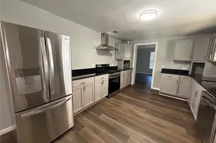 805 S 3rd St, Grandview, TX 76050 - Photo 7