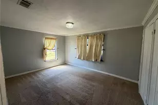 805 S 3rd St, Grandview, TX 76050 - Photo 21