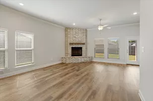 2132 Gabriel Dr, Sherman, TX 75092 - Photo 5