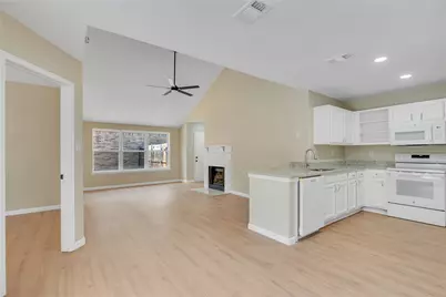 1428 Woodfern Drive, Arlington, TX 76018 - Photo 7