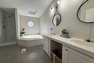 303 Horsemans Rd, Greenville, TX 75401 - Photo 13