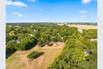 313 N Avenue Q, Clifton, TX 76634 - Photo 5