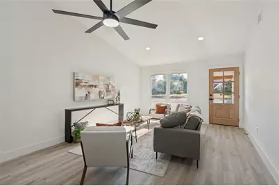 14517 Dennis Lane, Farmers Branch, TX 75234 - Photo 5